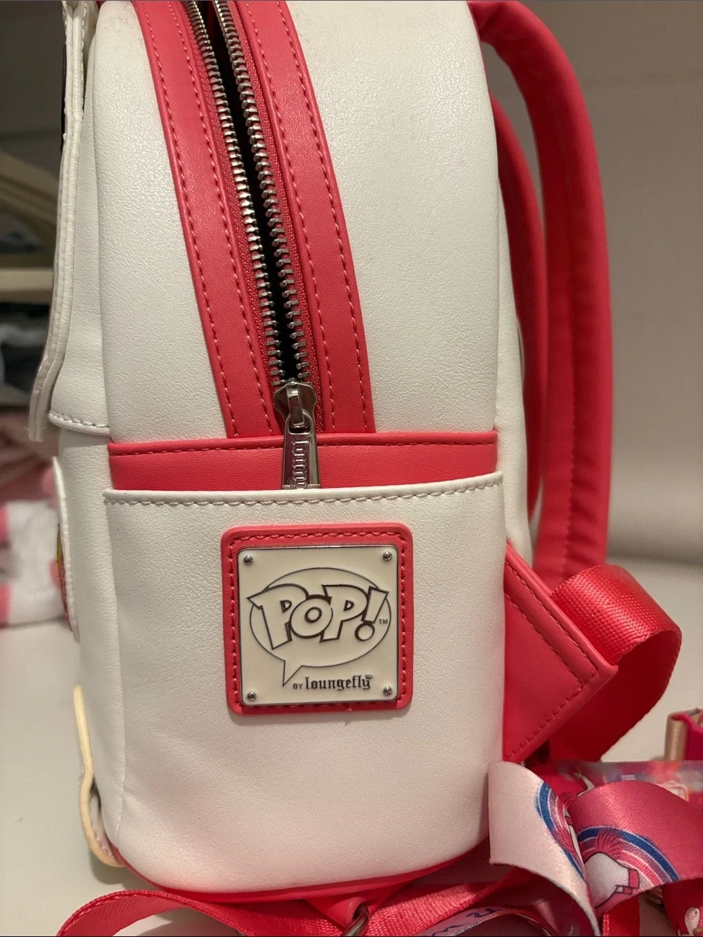 Loungefly Minion Unicorn Mini Backpack+ unicorn keychain and unicorn lanyard